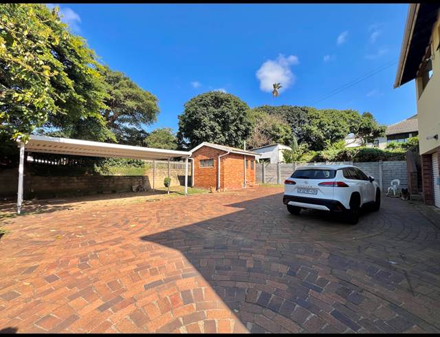 4 BEDROOM HOUSE FOR SALE IN SCOTTBURGH CENTRAL